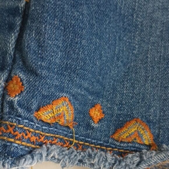 Democracy Embroidered Denim Shorts Women's Size 4 Frayed Cut-off Rainbow Embroid - Picture 7 of 10
